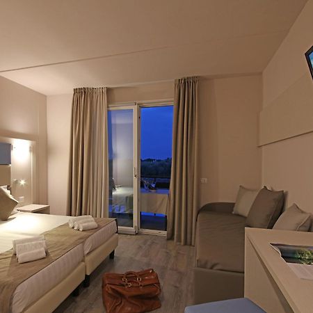 Spa Hotel Splendid Sole Manerba del Garda Kültér fotó