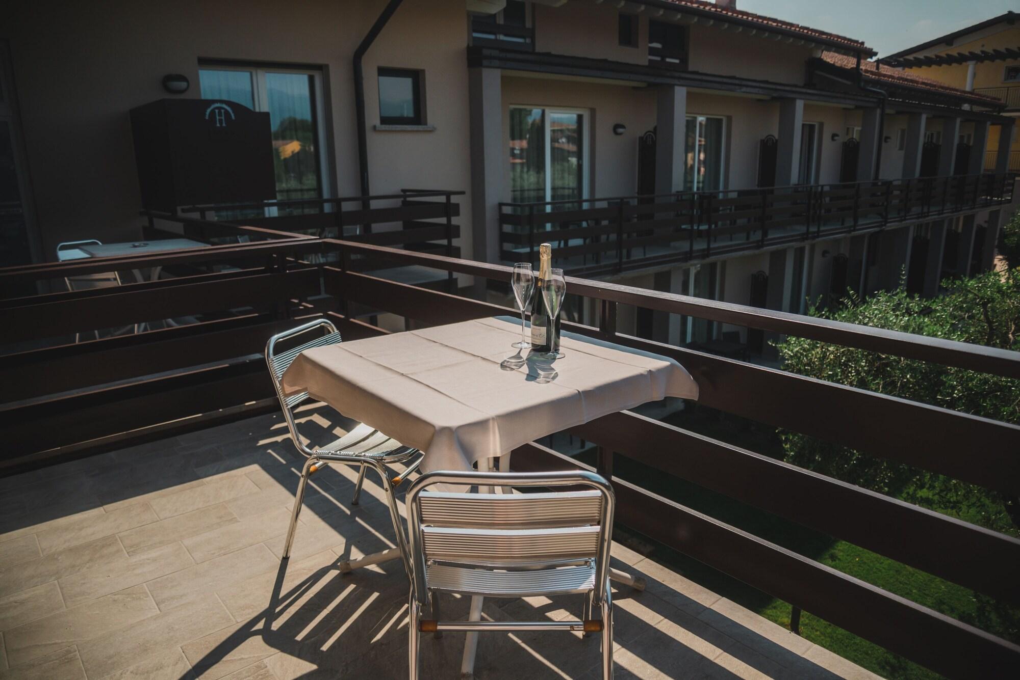 Spa Hotel Splendid Sole Manerba del Garda Kültér fotó