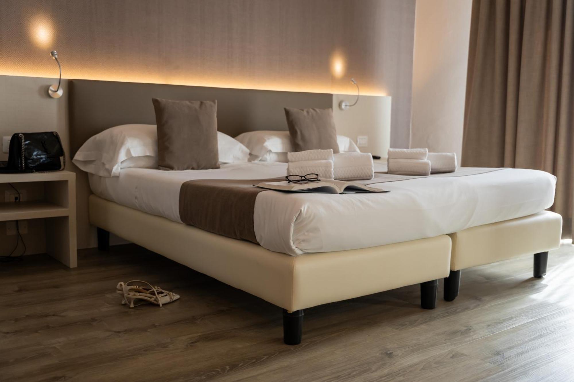 Spa Hotel Splendid Sole Manerba del Garda Kültér fotó