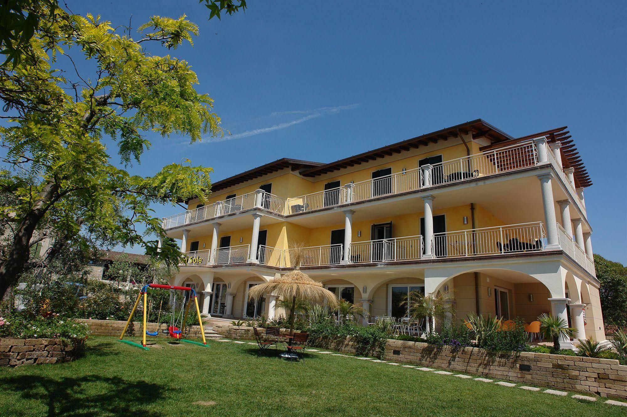 Hotel Splendid Sole Manerba del Garda Kültér fotó